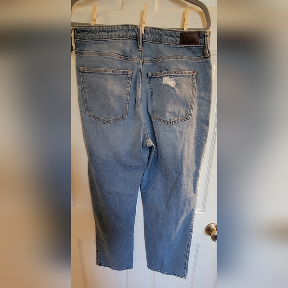 Distressed Blue Jeans - Picture 2 of 3